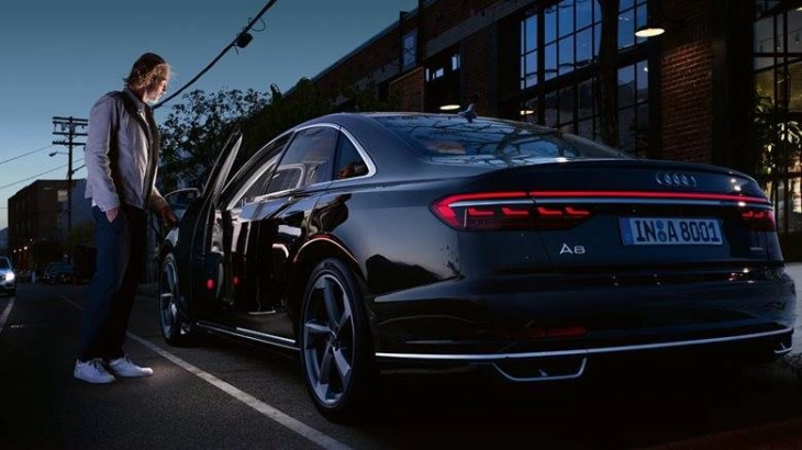 Nuova Audi A8.  Welcome to the future.
