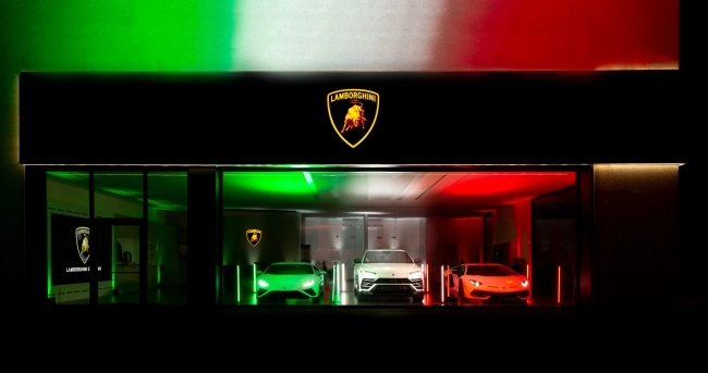 Presentazione digitale per la nuova concessionaria Lamborghini Bergamo