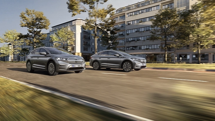 Škoda presenta la nuova Enyaq Laurin & Klement: eleganza, potenza e velocità di ricarica